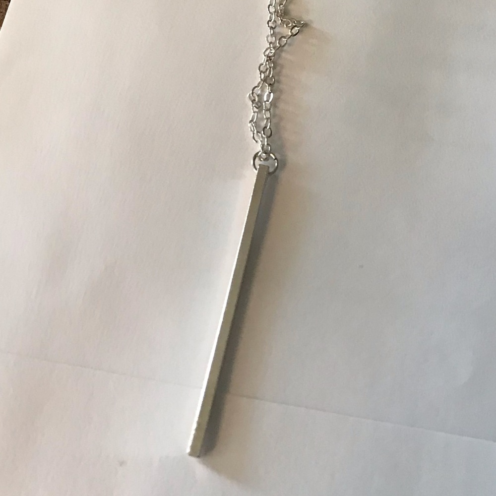 Silver bar necklace worn twice - Picture 2 of 3